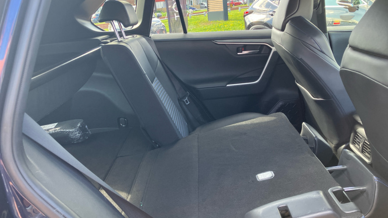 Toyota RAV4 2.5 VVT-i Hybrid Dynamic 5dr CVT 2WD Hybrid Estate